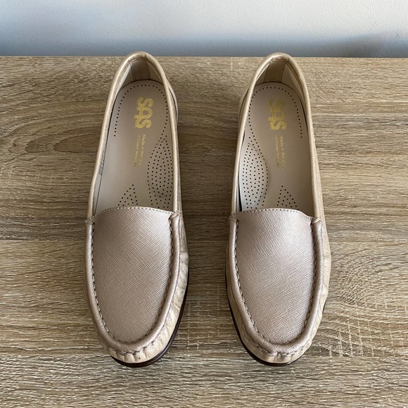 SAS Tripad Comfort Leather Loafer Gold Metallic Slip On 7.5N New - Picture 2 of 5